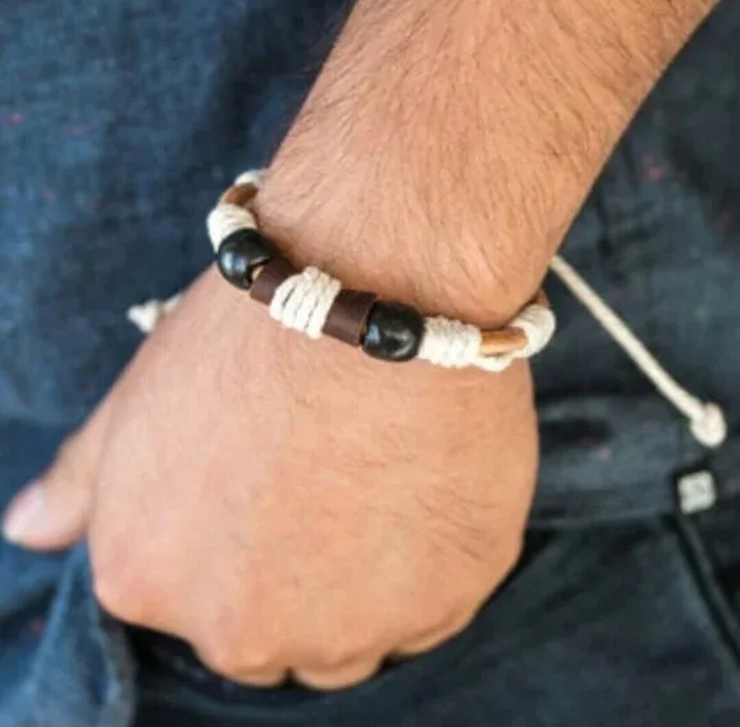 Paparazzi Back in the Backwoods Men&#39;s Black Bracelet