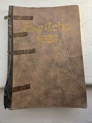 1923 Echo - Chambersburg High School Yearbook