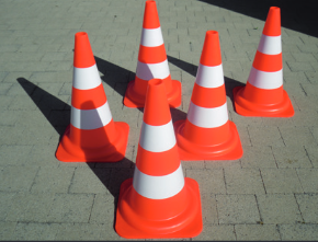 Verkeersborden; signalisatie en afbakeningen