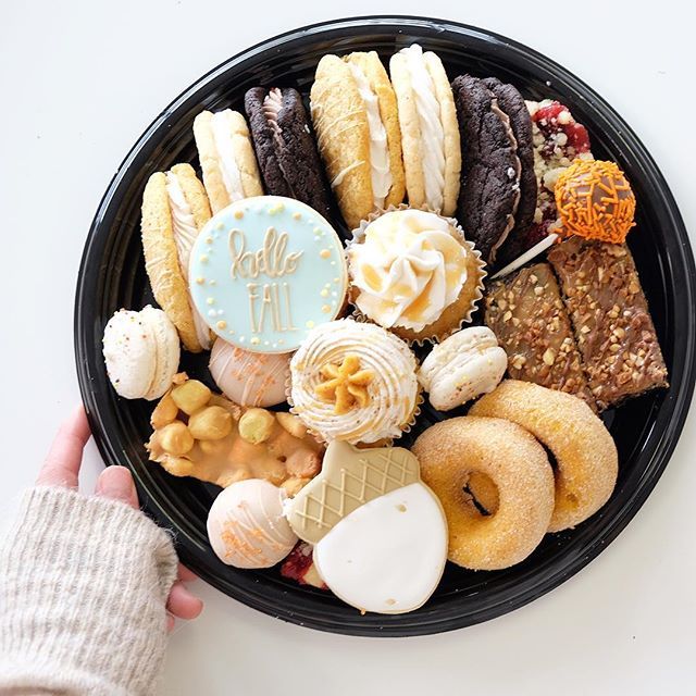 Thanksgiving Sweet Trays
