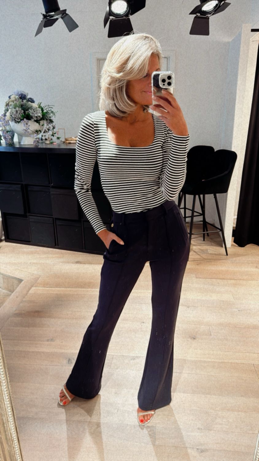 Radical Poppy Flared Broek Navy 