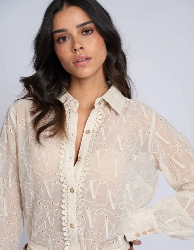 Nikkie Inda Blouse met broderie Cream Nikkie Inda Blouse met broderie Cream