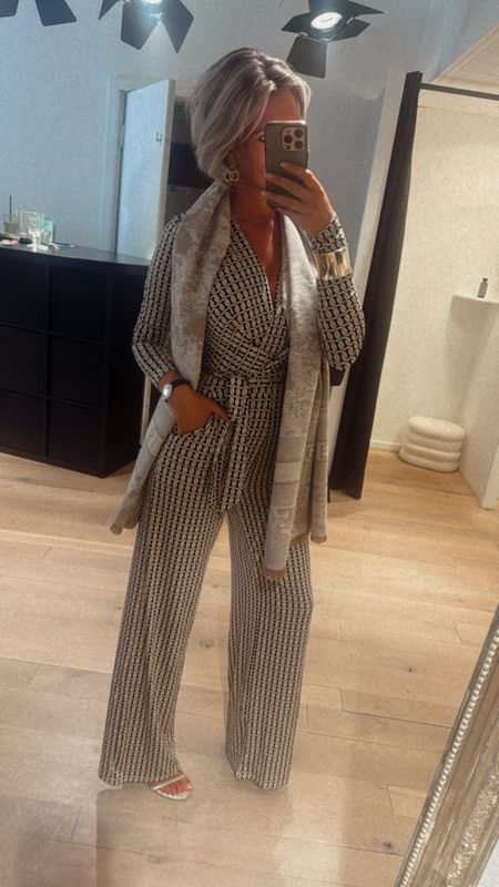 Yasmin jumpsuit print beige 