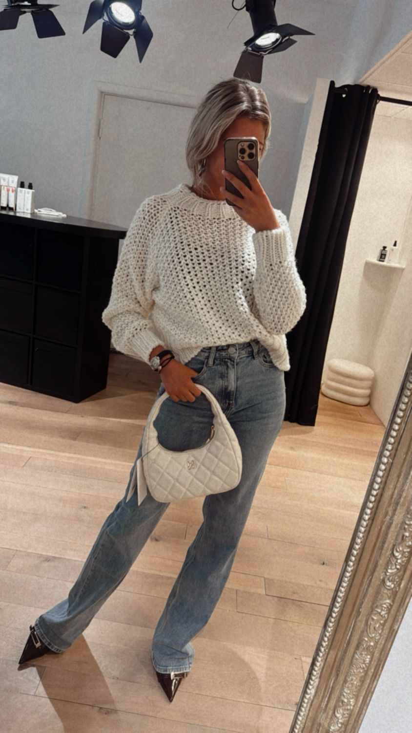 Zizi knitted sweater off-white 