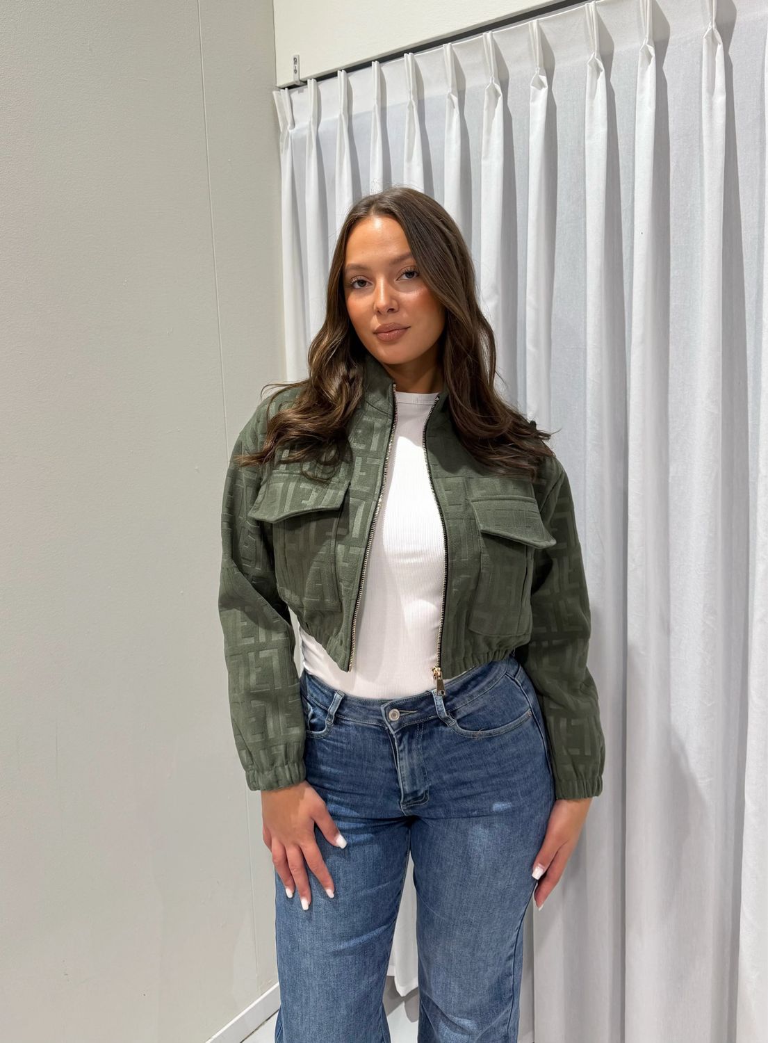 Jaimy cropped bomber jacket green