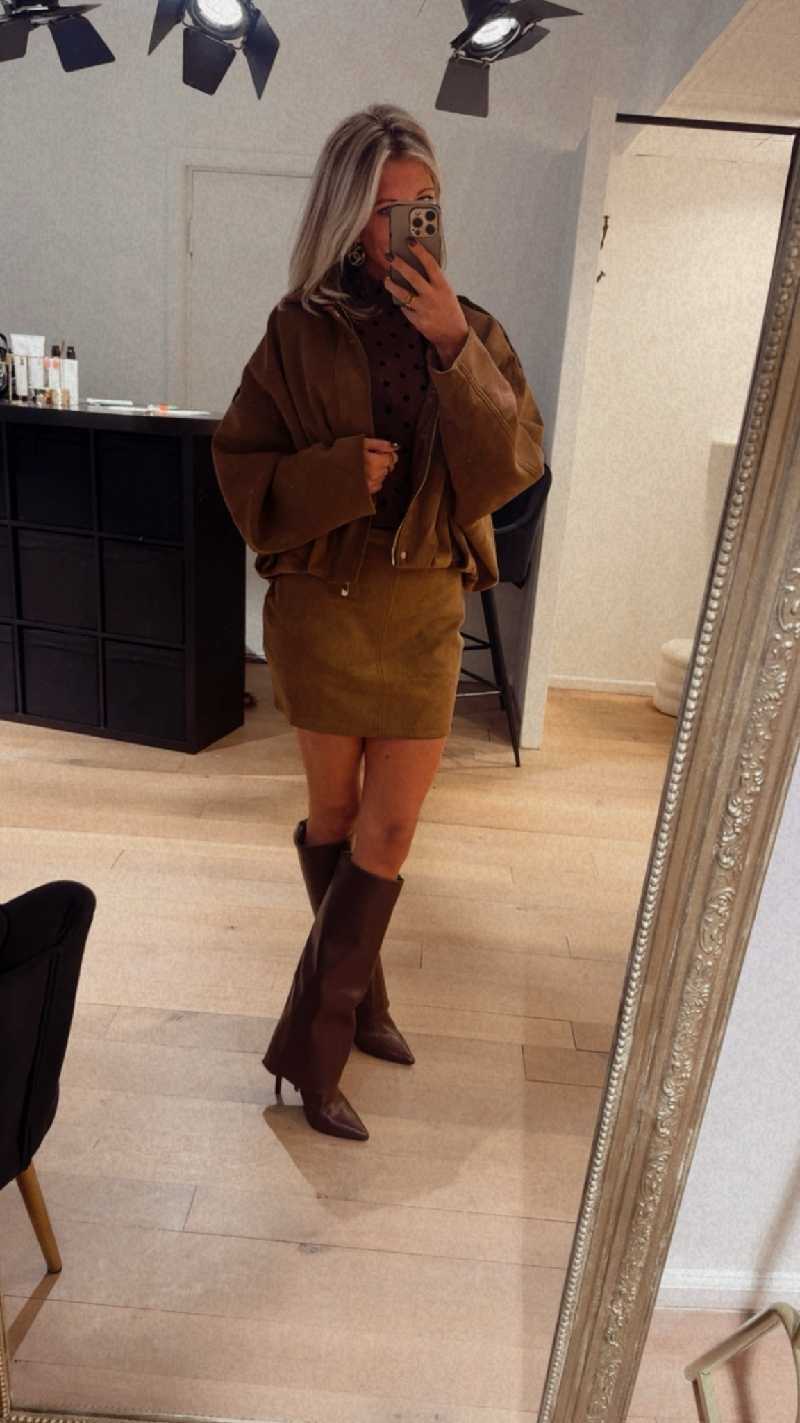 Filippa skirt suedine Camel