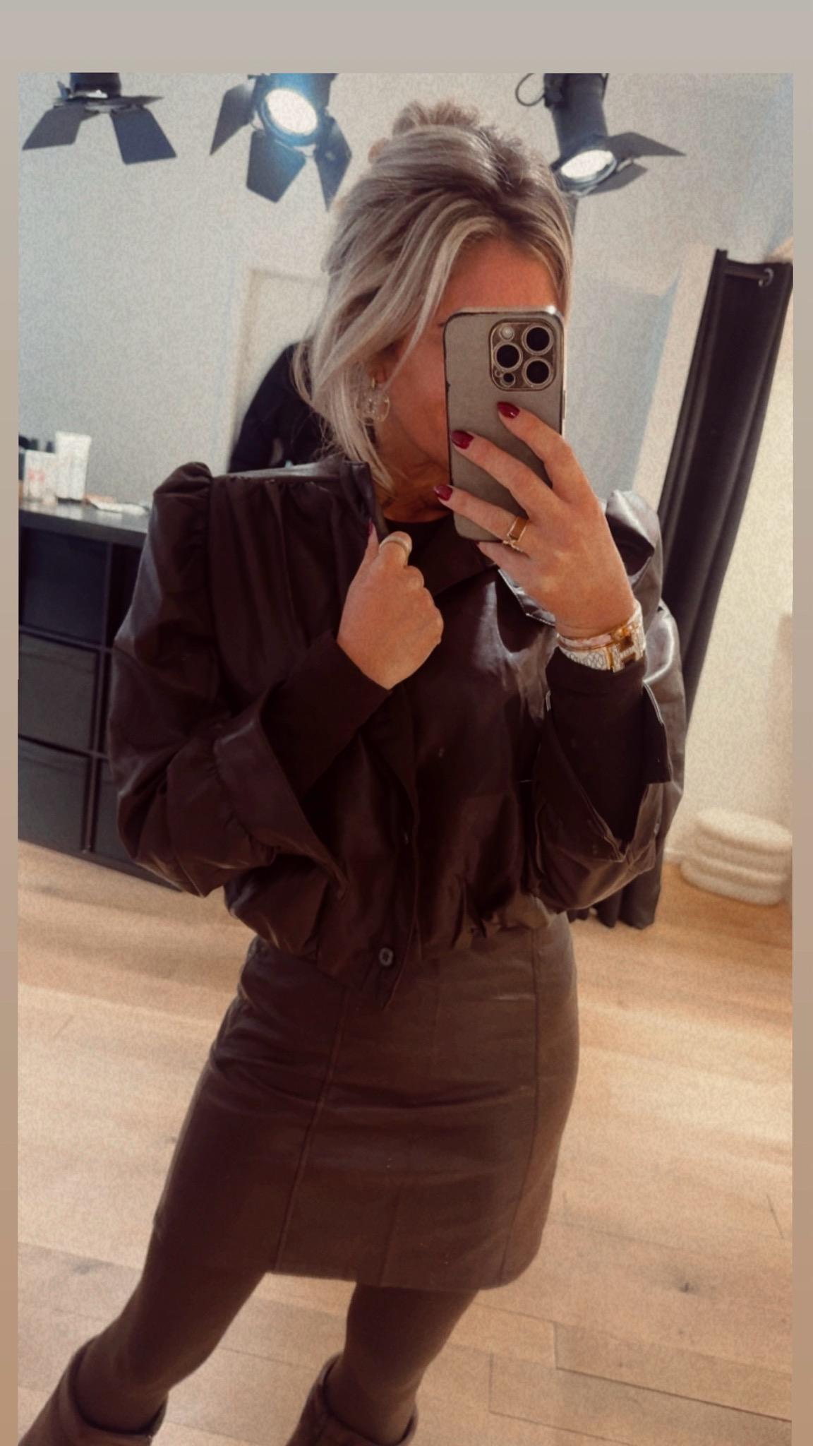 Leather look skirt choco