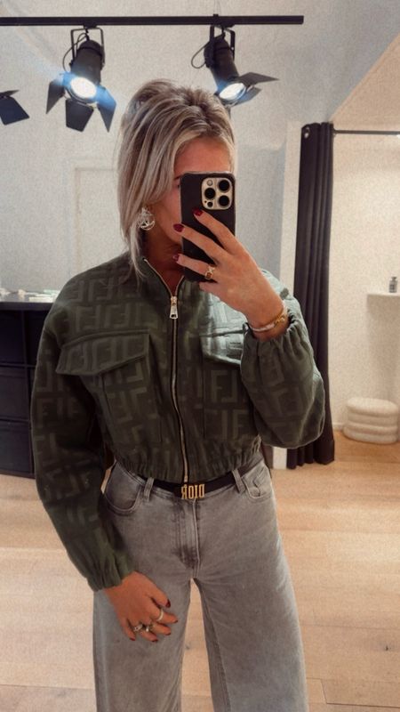 Jaimy cropped bomber jacket green
