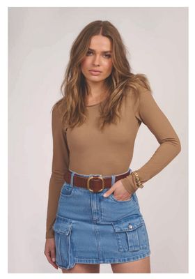 Nikkie Pinole Body Met Ketting Detail Walnut Nikkie Pinole Body Met Ketting Detail Walnut