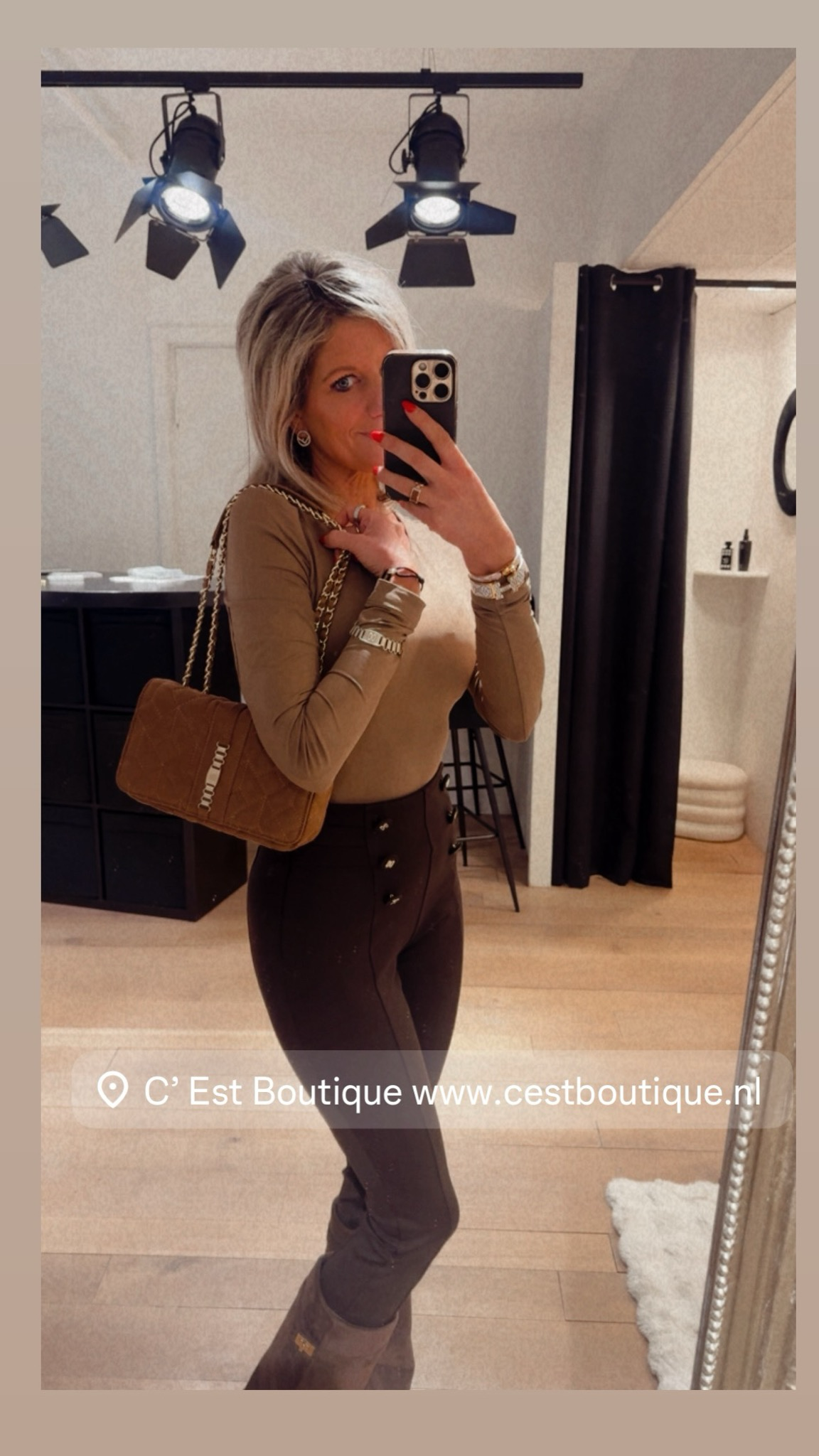 Nikkie Pinole Body Met Ketting Detail Walnut