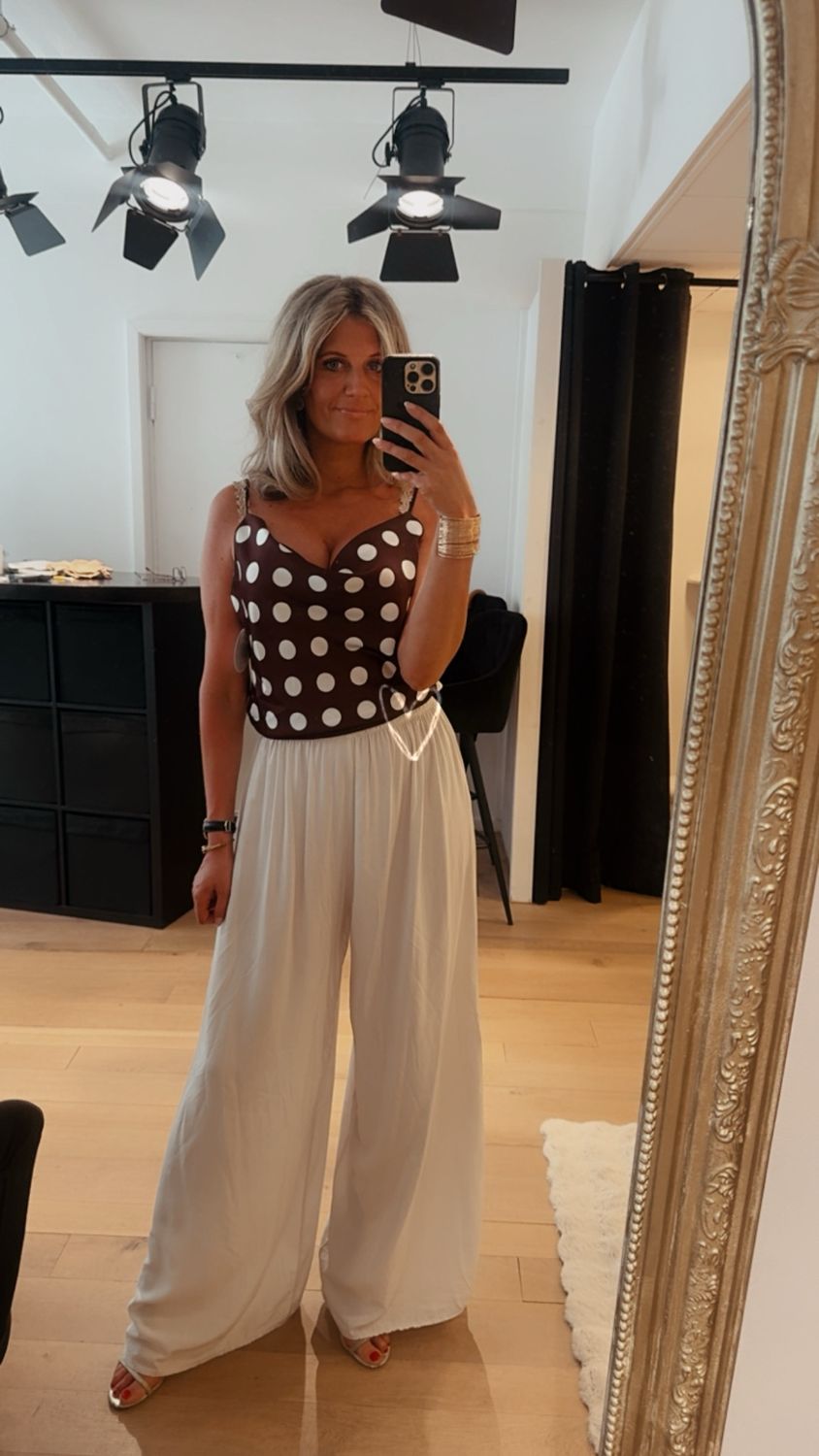 Anky polka dot top