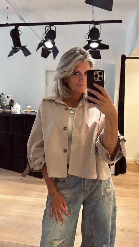Cato trenchcoat short beige