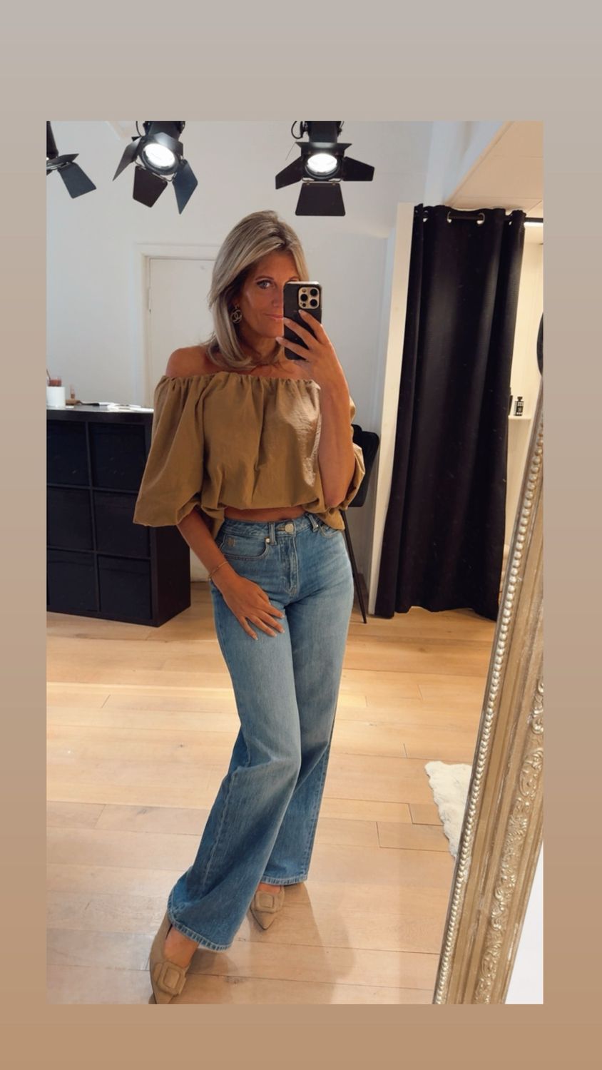RMC the label off shoulder top camel  