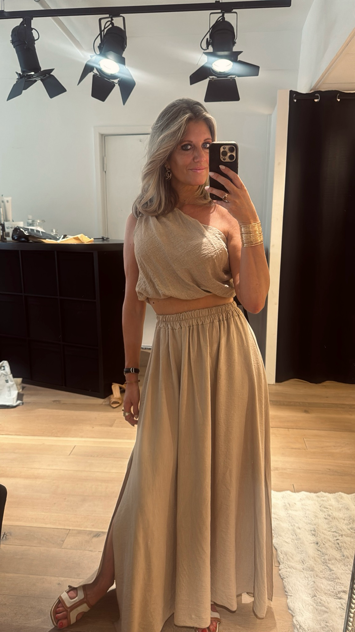 Rosi twinset one shoulder Camel