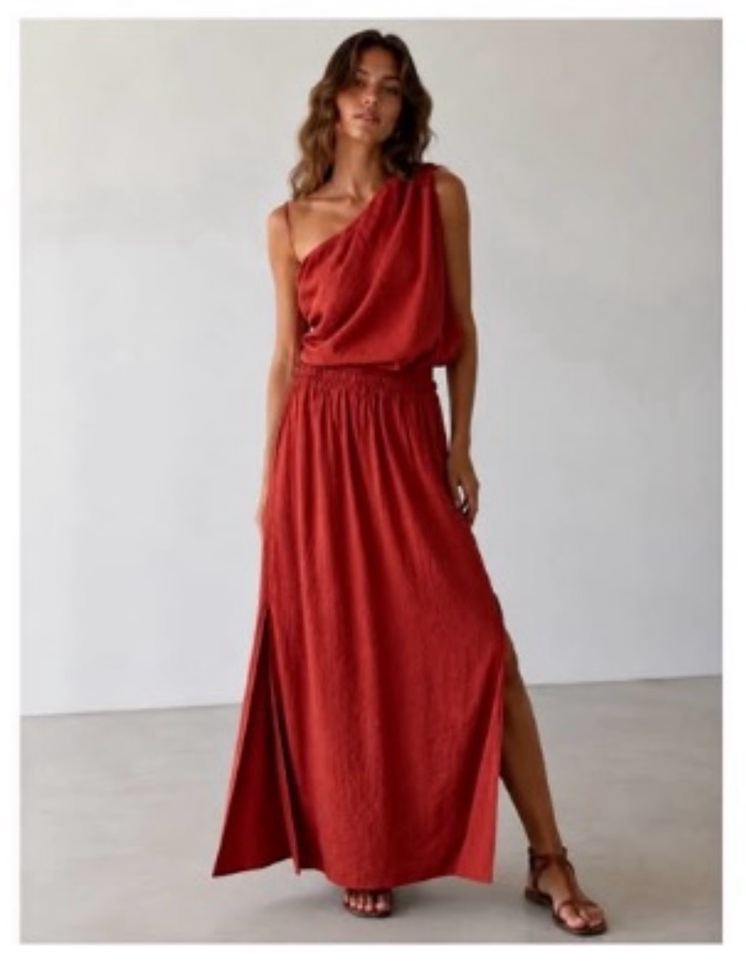 Rosi twinset one shoulder rood