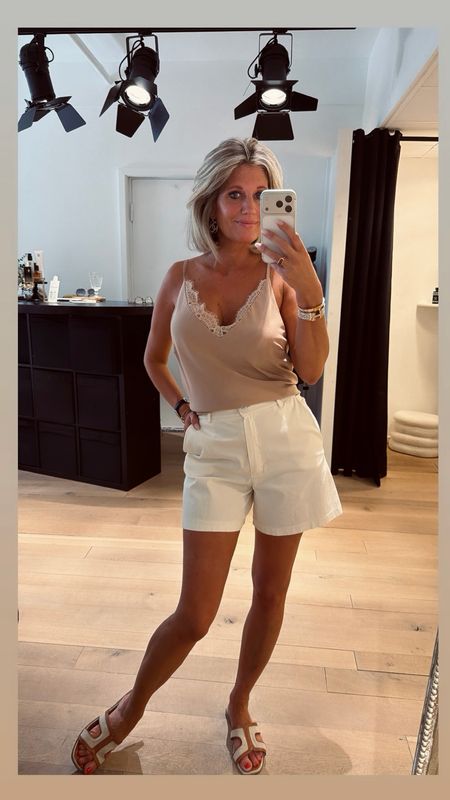 RMC the label top met lace beige 