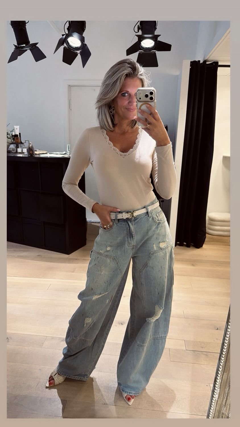 Top beige met lace