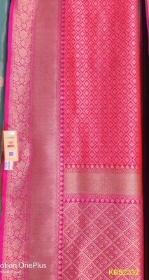 Authentic Katan Pevar Banarasee Saree with Kaduva design, interlocked weaving Authentic Katan Pevar Banarasee Saree with Kaduva design, interlocked weaving
