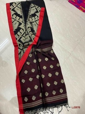 Elegant handwoven Jamdani Linen Saree Elegant handwoven Jamdani Linen Saree