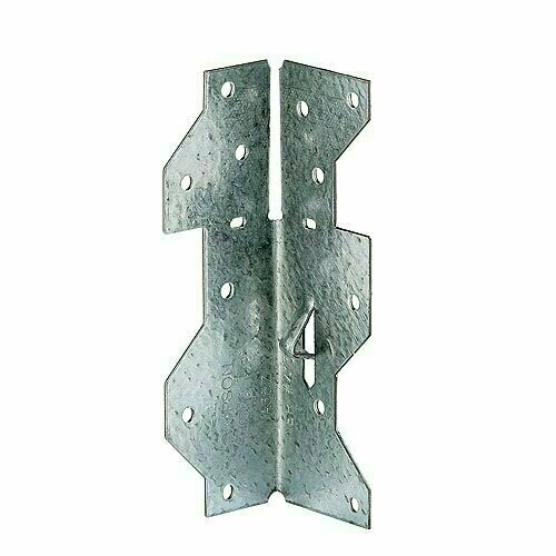 Simpson Strong‑Tie A34Z angle with ZMAX galvanized coating and pre‑punched holes for exterior 90‑degree connections.