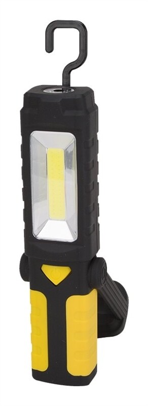 PIVOTING LED FLASHLIGHT