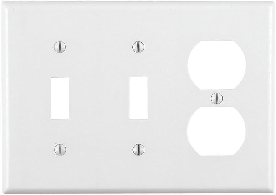 WALLPLATE 3GANG 2 SWITCH 1 DUPLEX WHITE