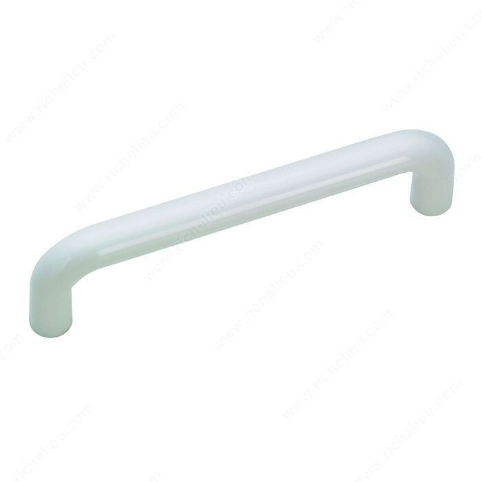 PLASTIC PULL WHITE 3-3/4"