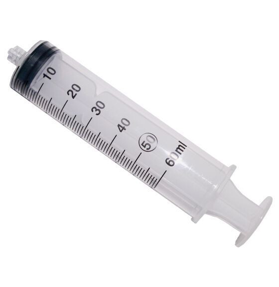 BD catheter tip syringe, 60ml capacity, for dispensing liquids.