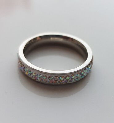 Shiny ring met strass steentjes zilver