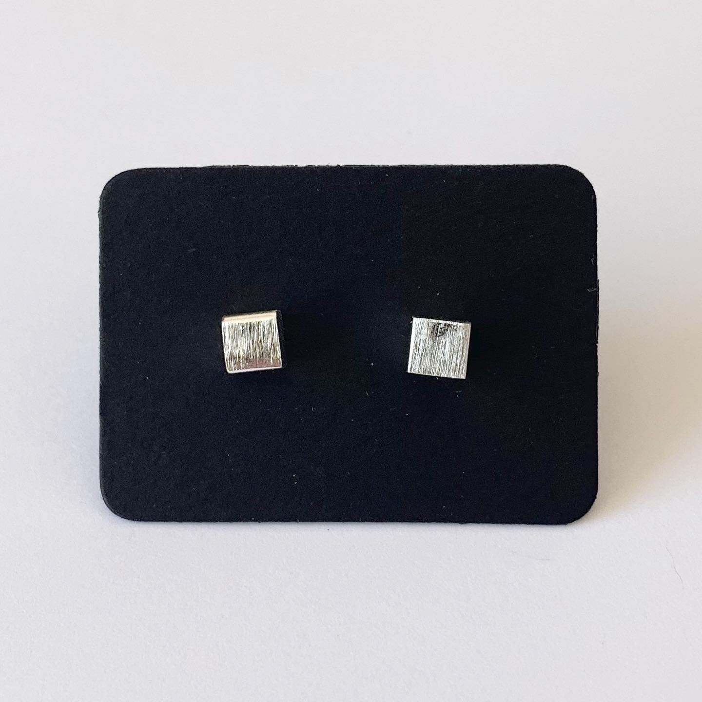 Tiny square knopjes 925 sterling zilver