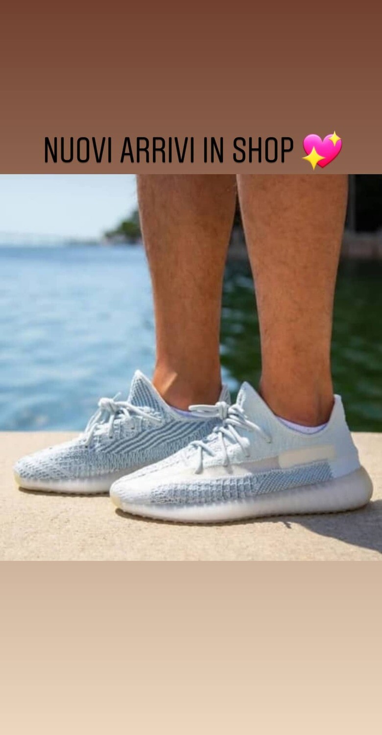 adidas Yeezy Boost 350 V2 cloud white