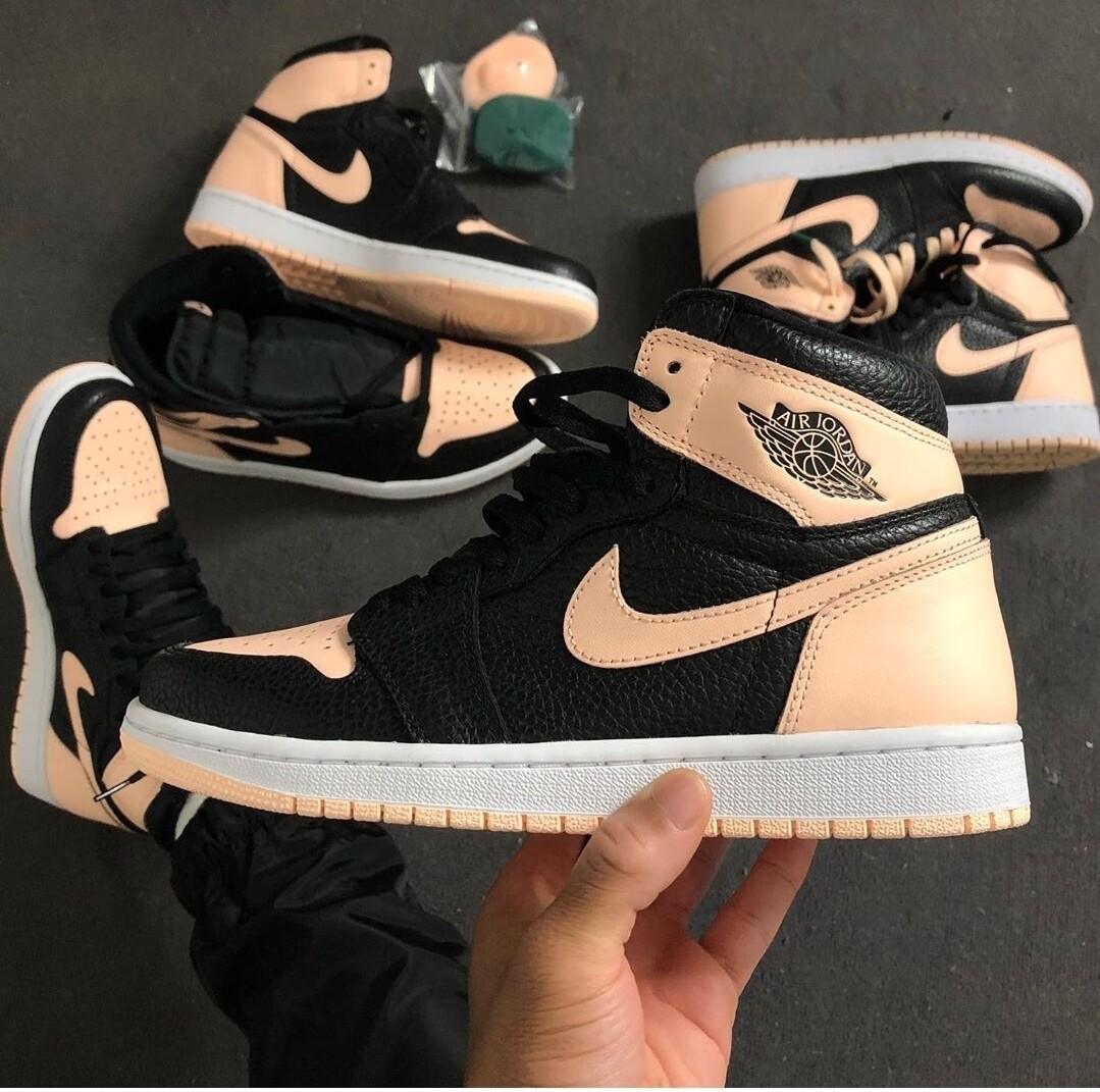 Jordan 1 Retro High Black Crimson Tint  