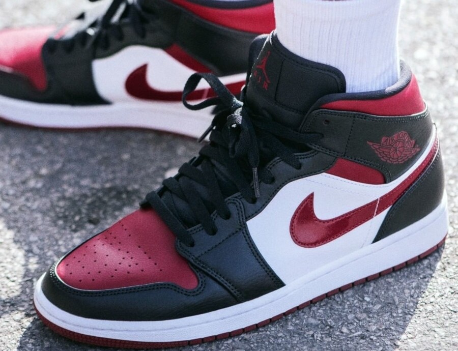  Jordan 1 Mid Bred Toe         