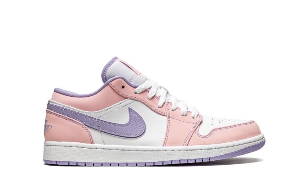 Jordan 1 Low SE Arctic Punch                