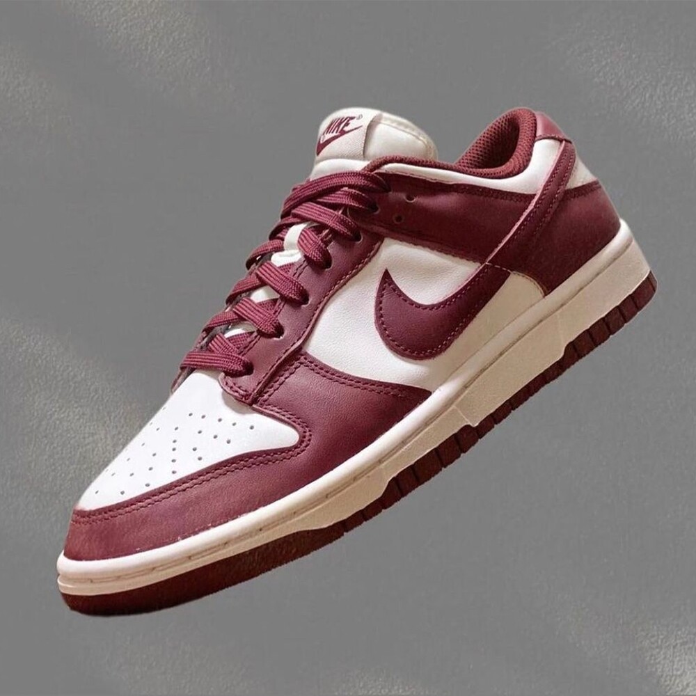  Nike Dunk Low Bordeaux              