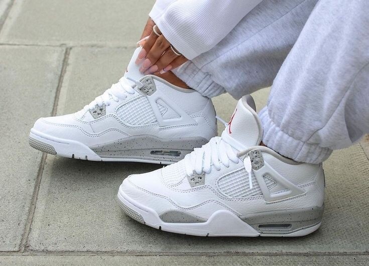 Air Jordan 4 Retro White Oreo