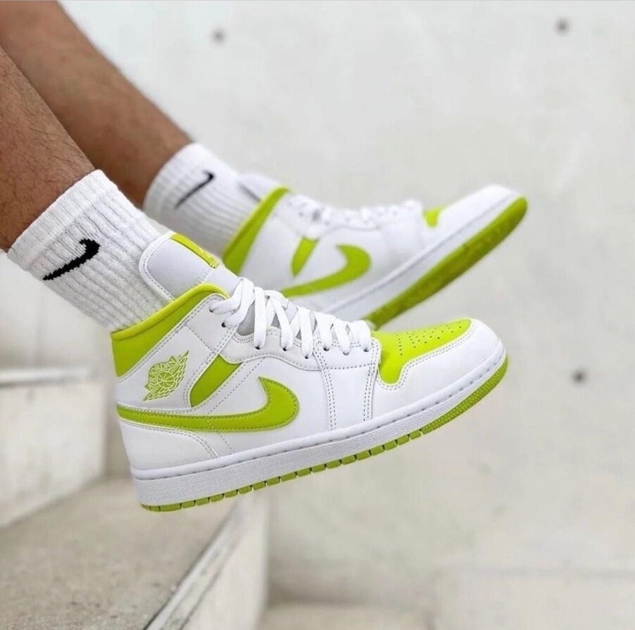 Nike air Jordan mid 1 white lime 