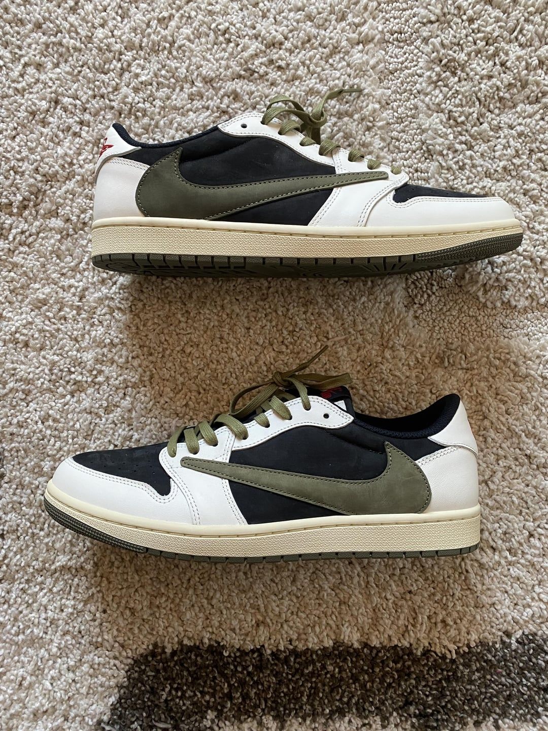 Air Jordan 1 Low x Travis Scott Olive dupe