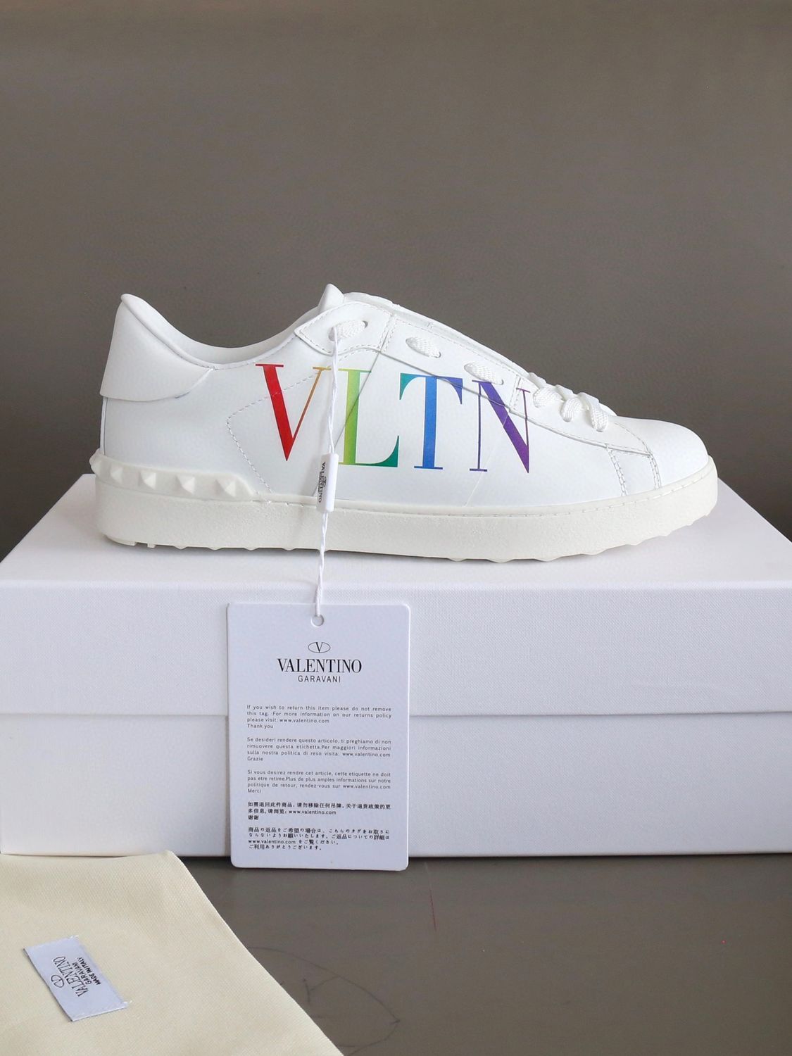 VALENTINO GARAVANI UNISEX DUPE SNEAKERS 