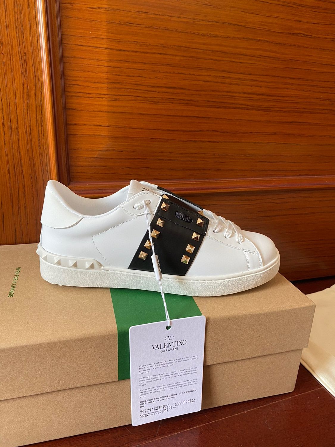VALENTINO GARAVANI UNISEX DUPE SNEAKERS 