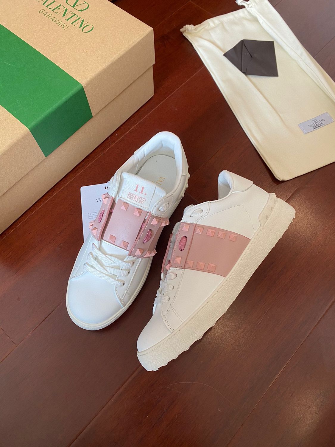 VALENTINO GARAVANI UNISEX DUPE SNEAKERS 
