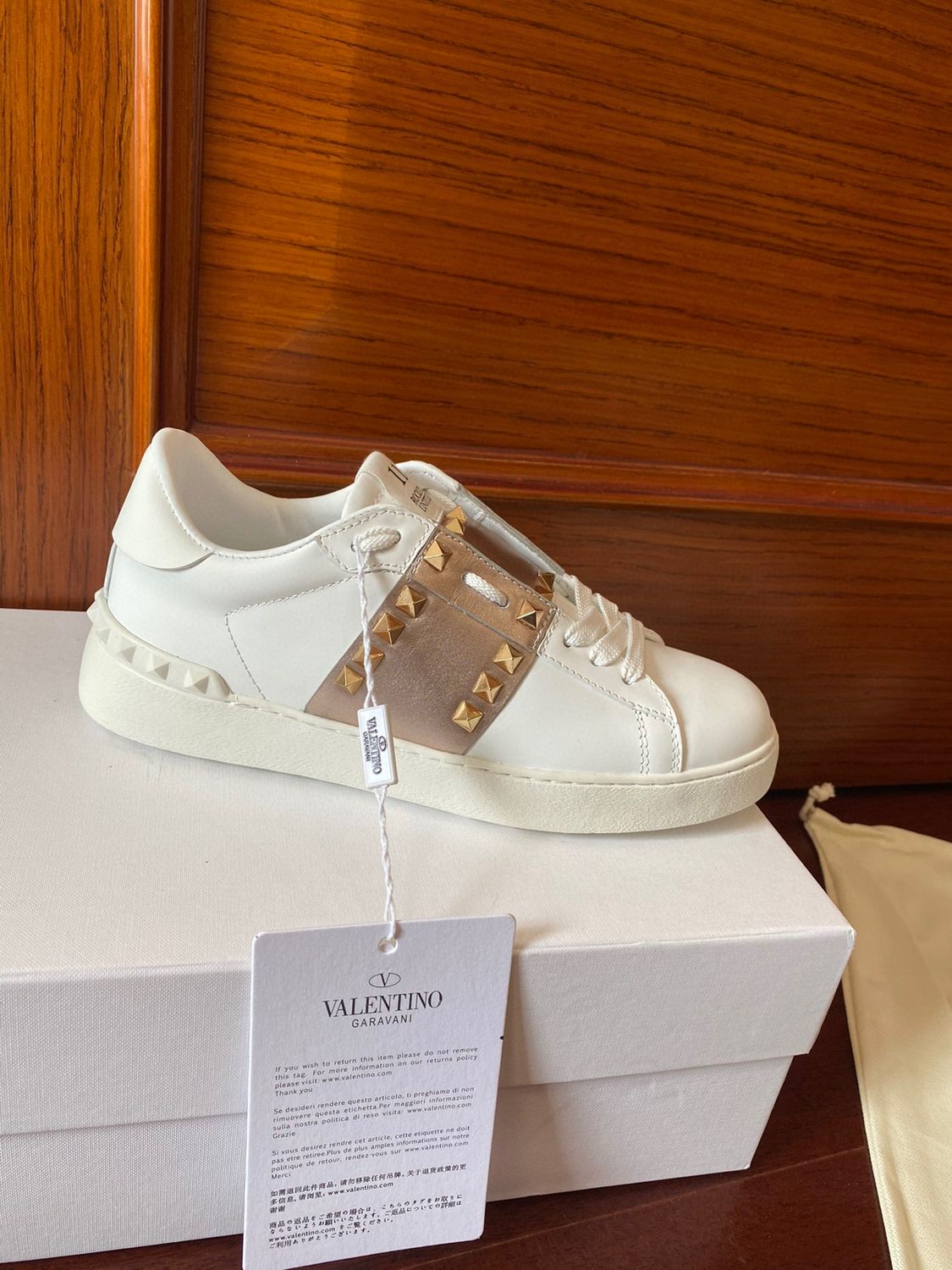 VALENTINO GARAVANI UNISEX DUPE SNEAKERS 