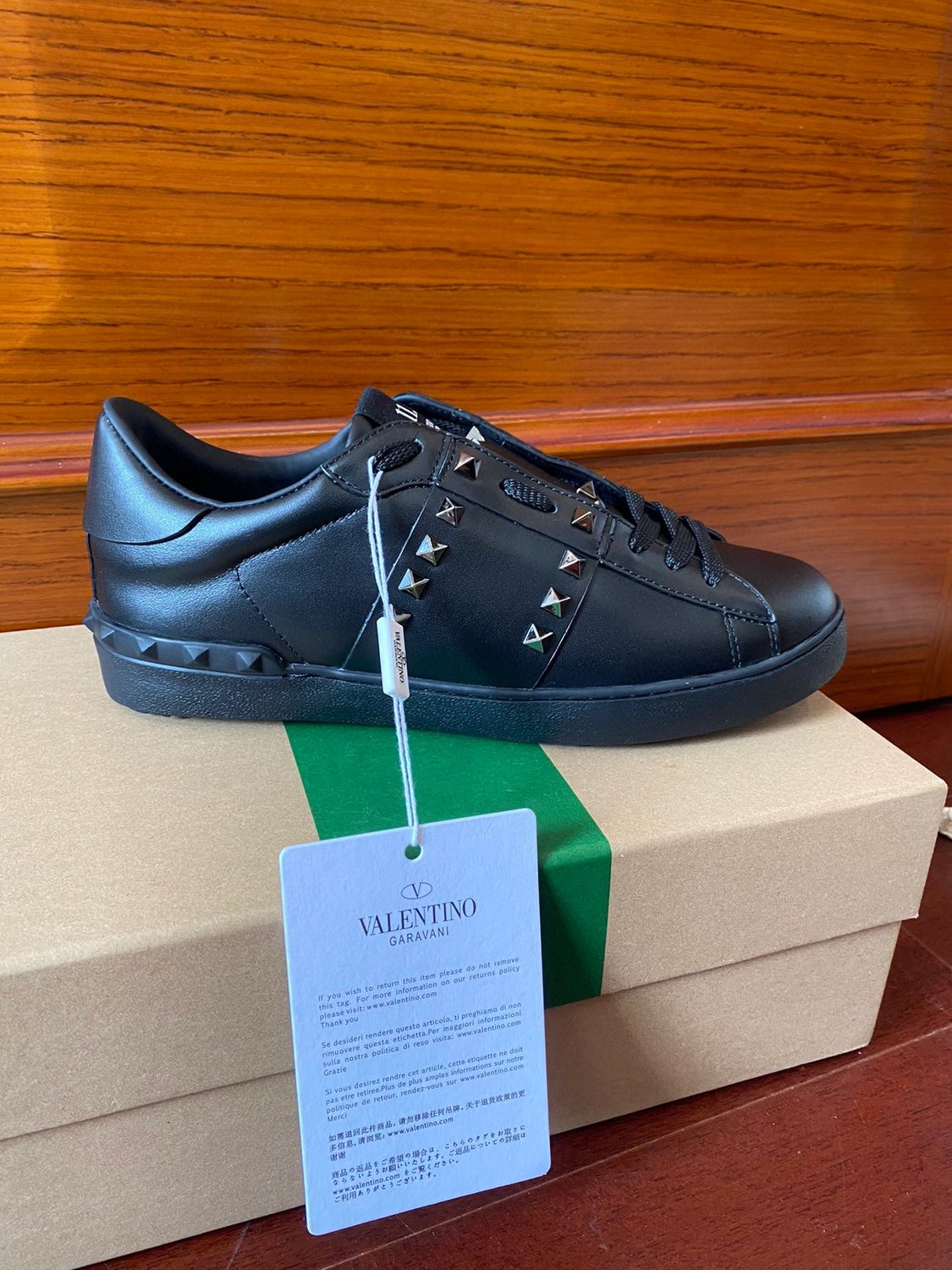 VALENTINO GARAVANI UNISEX DUPE SNEAKERS 