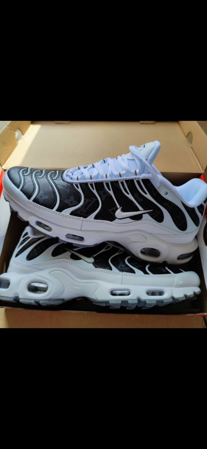Nike Air Max TN Plus Dupe Louis  Vuitton