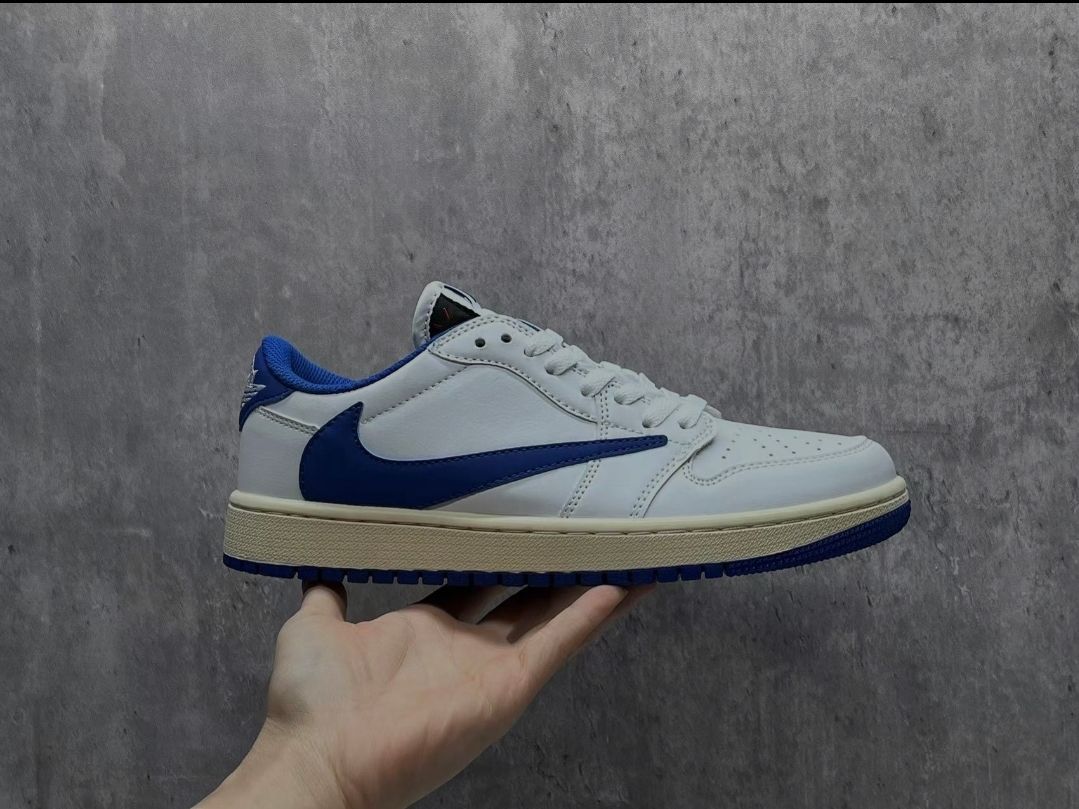 Air Jordan low TRAVIS SCOTT X FRAGMENT dupe