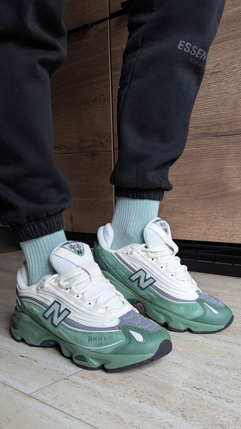 New Balance M100OMC