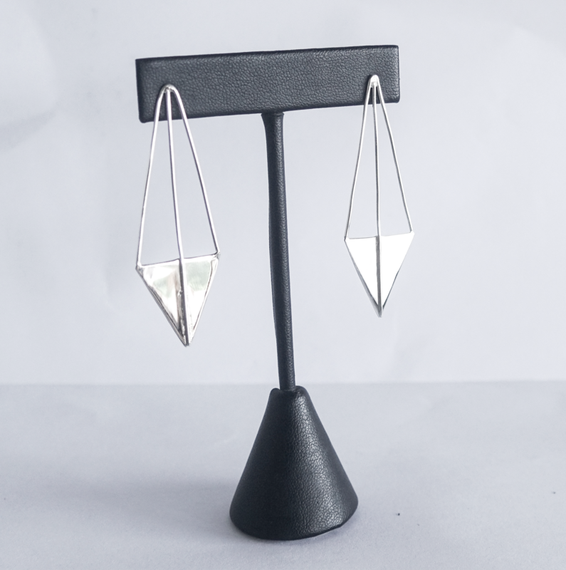 Dimond Shape Earings Silver