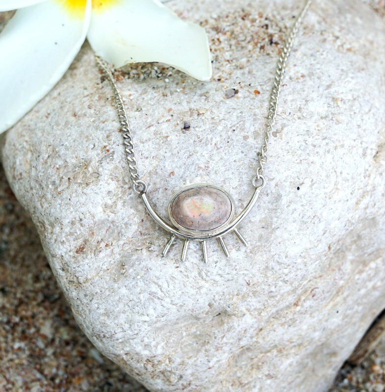 Eye Necklace Silver