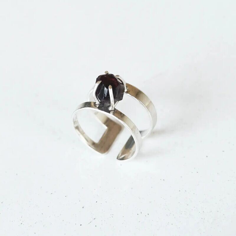 Raw Garent Ring