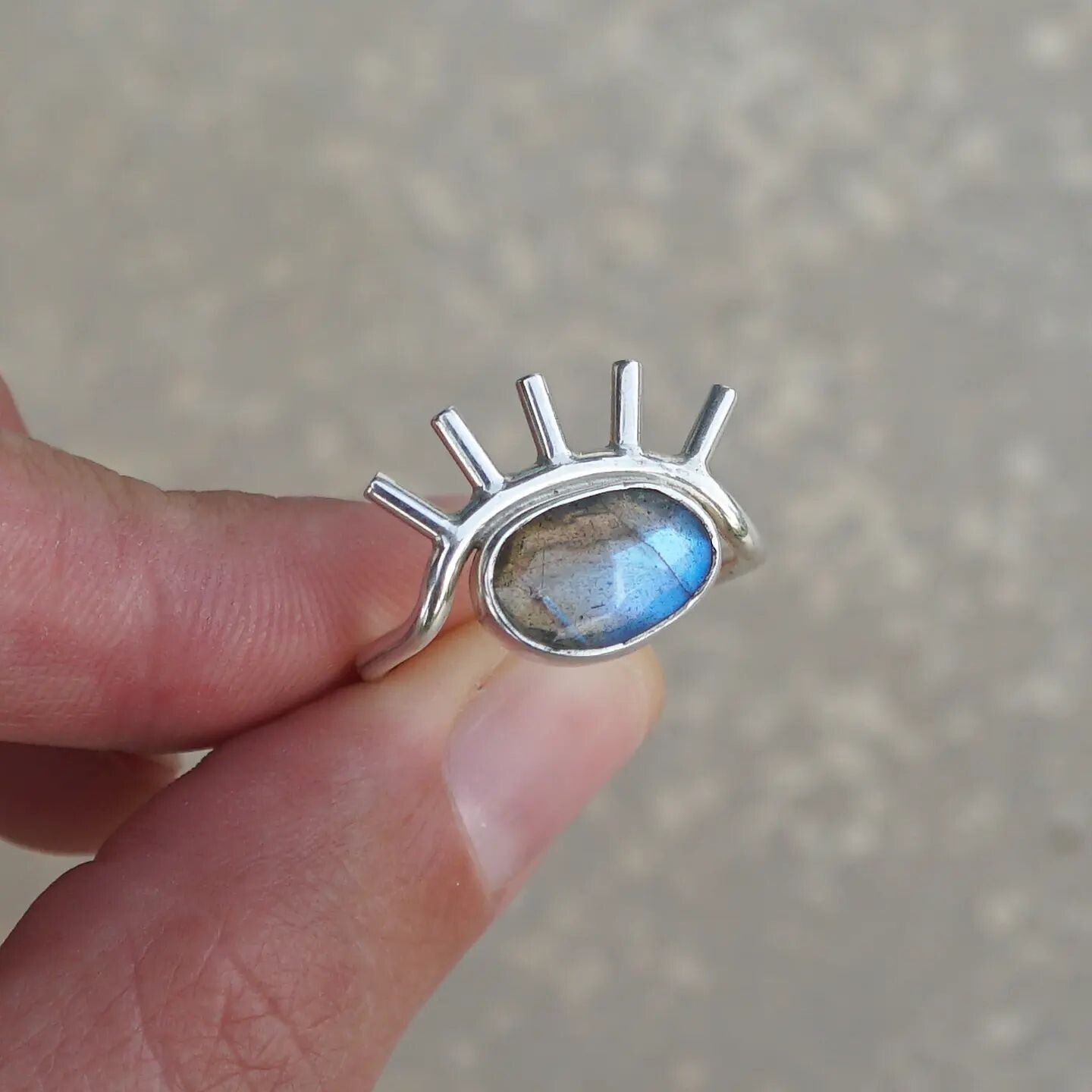 Eye Ring
